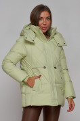Оптом Зимняя женская куртка модная с капюшоном салатового цвета 52302Sl в Казани, фото 11