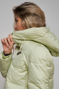 Оптом Зимняя женская куртка модная с капюшоном салатового цвета 52303Sl в Екатеринбурге, фото 15