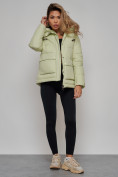Оптом Зимняя женская куртка модная с капюшоном салатового цвета 52303Sl в Казани, фото 21
