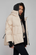 Оптом Зимняя женская куртка модная с капюшоном бежевого цвета 52306B в Казани, фото 25