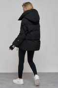 Оптом Зимняя женская куртка модная с капюшоном черного цвета 52306Ch в Казани, фото 8