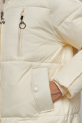 Оптом Зимняя женская куртка модная с капюшоном бежевого цвета 52308B в Казани, фото 10