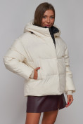 Оптом Зимняя женская куртка модная с капюшоном бежевого цвета 52309B в Казани, фото 6