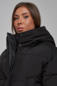 Оптом Зимняя женская куртка модная с капюшоном черного цвета 52309Ch в Казани, фото 12