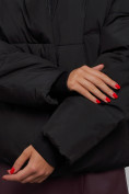 Оптом Зимняя женская куртка модная с капюшоном черного цвета 52309Ch в Казани, фото 13