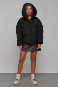 Оптом Зимняя женская куртка модная с капюшоном черного цвета 52309Ch в Казани, фото 6