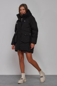 Оптом Зимняя женская куртка модная с капюшоном черного цвета 52310Ch в Казани, фото 2
