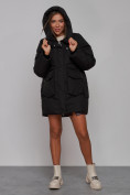 Оптом Зимняя женская куртка модная с капюшоном черного цвета 52310Ch в Казани, фото 7