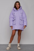 Оптом Зимняя женская куртка модная с капюшоном фиолетового цвета 52310F в Казани