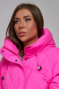 Оптом Зимняя женская куртка модная с капюшоном розового цвета 52310R в Казани, фото 11