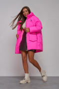 Оптом Зимняя женская куртка модная с капюшоном розового цвета 52310R в Казани, фото 13