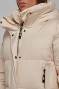 Оптом Пальто утепленное молодежное зимнее женское бежевого цвета 52322B в Перми, фото 15