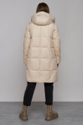 Оптом Пальто утепленное молодежное зимнее женское бежевого цвета 52322B в Омске, фото 4
