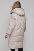 Оптом Пальто утепленное молодежное зимнее женское светло-серого цвета 52323SS в Уфе, фото 6