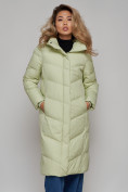 Оптом Пальто утепленное молодежное зимнее женское светло-зеленого цвета 52325ZS в Перми, фото 12