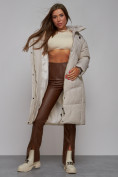 Оптом Пальто утепленное молодежное зимнее женское светло-серого цвета 52326SS в Волгоградке, фото 15