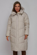 Оптом Пальто утепленное молодежное зимнее женское светло-серого цвета 52326SS в Казани, фото 8