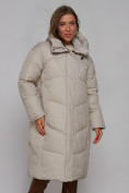 Оптом Пальто утепленное молодежное зимнее женское светло-серого цвета 52326SS в Ульяновске, фото 9