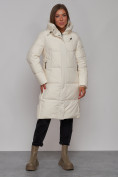 Оптом Пальто утепленное молодежное зимнее женское светло-бежевого цвета 52328SB в Екатеринбурге