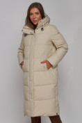 Оптом Пальто утепленное молодежное зимнее женское бежевого цвета 52329B в Омске, фото 12
