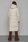 Оптом Пальто утепленное молодежное зимнее женское светло-бежевого цвета 52329SB в Сочи, фото 20