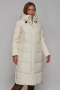 Оптом Пальто утепленное молодежное зимнее женское светло-бежевого цвета 52329SB в Челябинске, фото 9