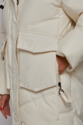 Оптом Пальто утепленное молодежное зимнее женское бежевого цвета 52330B в Перми, фото 11