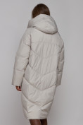 Оптом Пальто утепленное молодежное зимнее женское светло-серого цвета 52330SS, фото 11