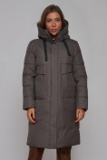 Оптом Пальто утепленное молодежное зимнее женское темно-серого цвета 52331TC в Самаре, фото 8