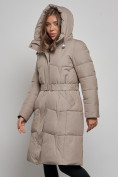 Оптом Пальто утепленное молодежное зимнее женское светло-коричневого цвета 52332SK в Уфе, фото 6