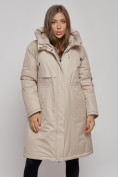 Оптом Пальто утепленное с капюшоном зимнее женское бежевого цвета 52333B в Хабаровске, фото 8