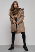 Оптом Пальто утепленное с капюшоном зимнее женское коричневого цвета 52333K, фото 12