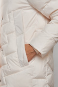 Оптом Пальто утепленное молодежное зимнее женское бежевого цвета 52355B в Санкт-Петербурге, фото 14
