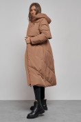 Оптом Пальто утепленное молодежное зимнее женское коричневого цвета 52356K, фото 15