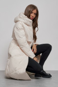 Оптом Пальто утепленное молодежное зимнее женское светло-бежевого цвета 52356SB в Новосибирске, фото 13