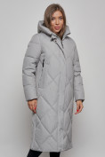 Оптом Пальто утепленное молодежное зимнее женское серого цвета 52358Sr в Тольятти, фото 8