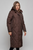Оптом Пальто утепленное молодежное зимнее женское темно-коричневого цвета 52358TK в Баку, фото 9