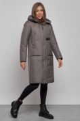 Оптом Пальто утепленное молодежное зимнее женское темно-серого цвета 52359TC в Омске, фото 2