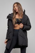 Оптом Зимняя женская куртка модная с капюшоном черного цвета 52361Ch в Казани, фото 11