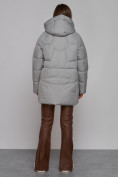 Оптом Зимняя женская куртка модная с капюшоном светло-серого цвета 52362SS в Казани, фото 4