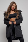 Оптом Пальто утепленное молодежное зимнее женское черного цвета 52363Ch в Омске, фото 10