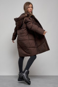Оптом Пальто утепленное молодежное зимнее женское темно-коричневого цвета 52363TK, фото 13