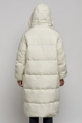 Оптом Пальто утепленное молодежное зимнее женское бежевого цвета 52391B в  Красноярске, фото 7