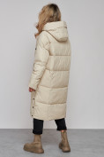 Оптом Пальто утепленное молодежное зимнее женское бежевого цвета 52392B в Перми, фото 23