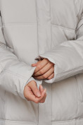 Оптом Пальто утепленное молодежное зимнее женское светло-серого цвета 52392SS, фото 14