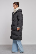 Оптом Пальто утепленное молодежное зимнее женское черного цвета 52393Ch в Барнауле, фото 2