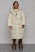 Оптом Пальто утепленное молодежное зимнее женское светло-бежевого цвета 52393SB