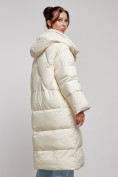 Оптом Пальто утепленное молодежное зимнее женское светло-бежевого цвета 52395SB в Новокузнецке, фото 11