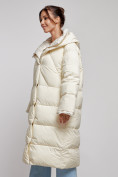 Оптом Пальто утепленное молодежное зимнее женское светло-бежевого цвета 52395SB в Иркутске, фото 9