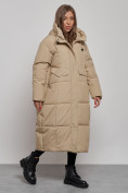 Оптом Пальто утепленное молодежное зимнее женское бежевого цвета 52396B в  Красноярске, фото 3